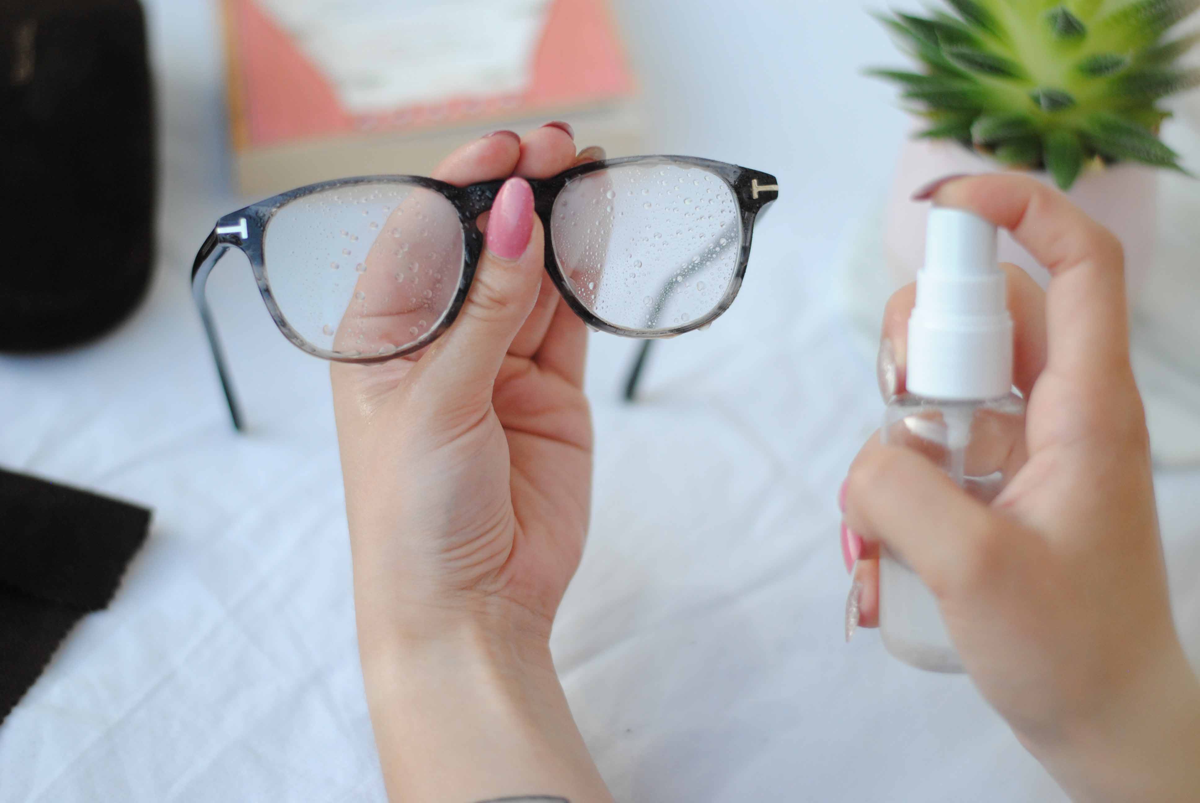 how to take care of your glasses cleaning process